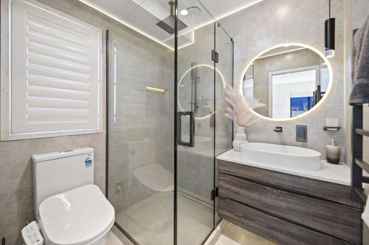 16 Norm Pellow Drive The Gardens_12