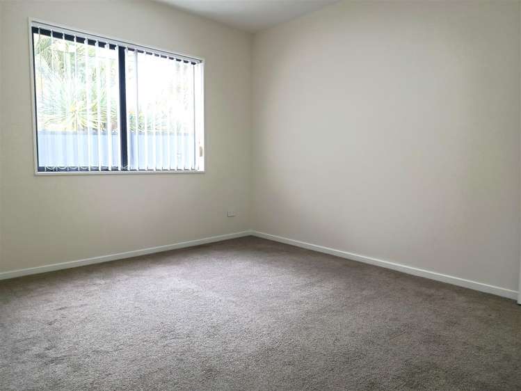 1/12 Pleasant Road Glen Eden_7