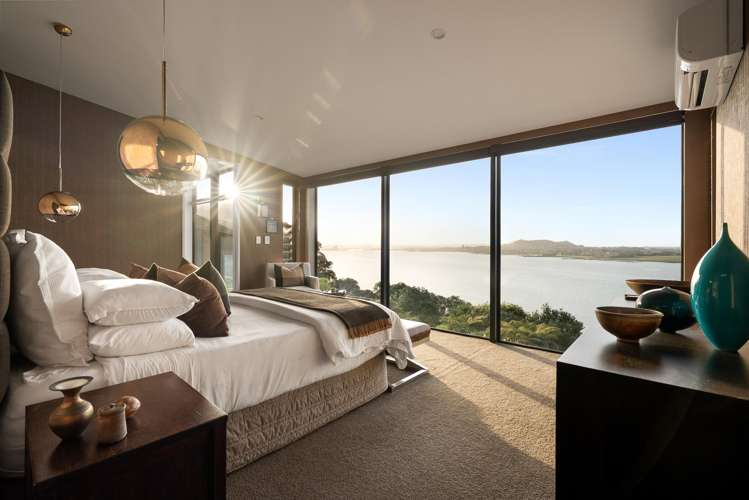 8 Saran Place Hillsborough_18