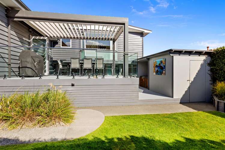 24 Holyoake Crescent Avalon_12