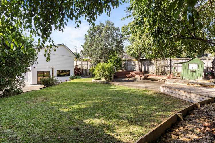 2/218 Manuka Road Bayview_14