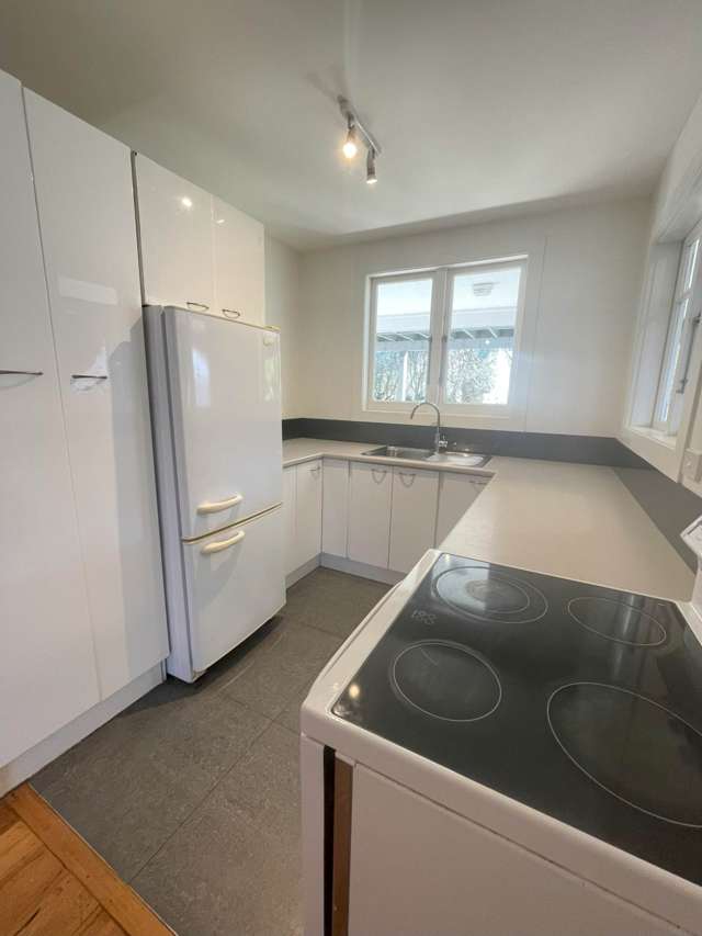 2/91 Sarsfield Street Herne Bay_3