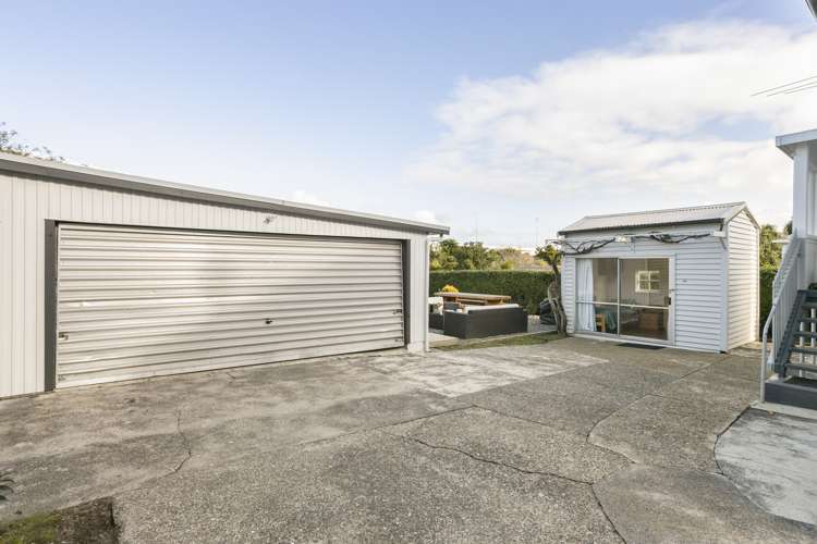 48 Alberta Street Point Chevalier_16