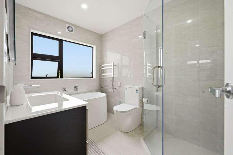 9/90 Picasso Drive West Harbour_13