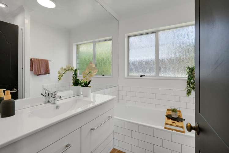 51 Cumberland Street Merrilands_13