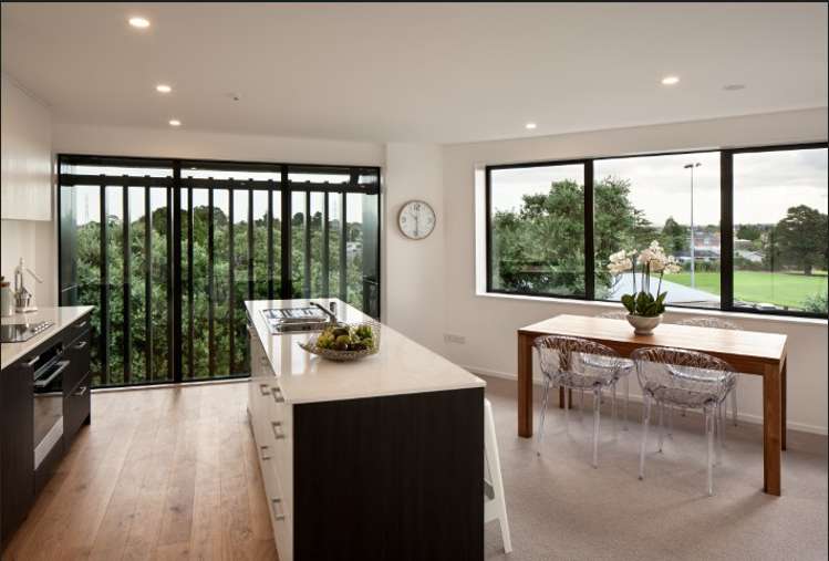 106/8 Thompson Park Rd Mount Wellington_2