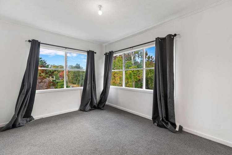 24 Willerton Avenue New Lynn_11