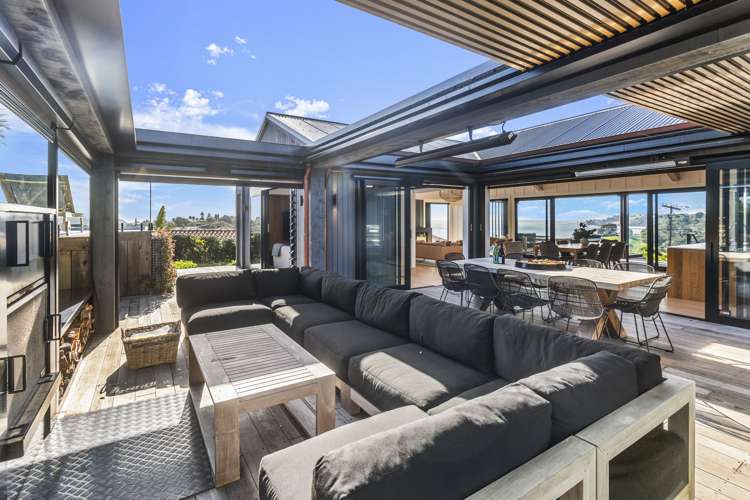 20 Marine View Road Onetangi_11