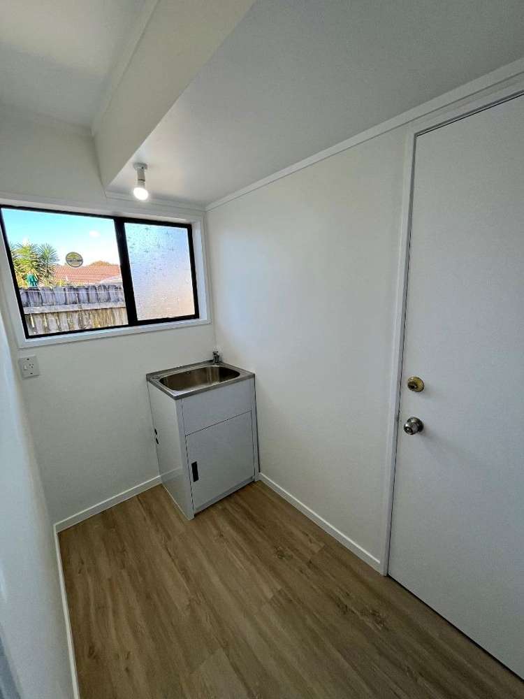 2/24 Beaumaris Way Conifer Grove_14