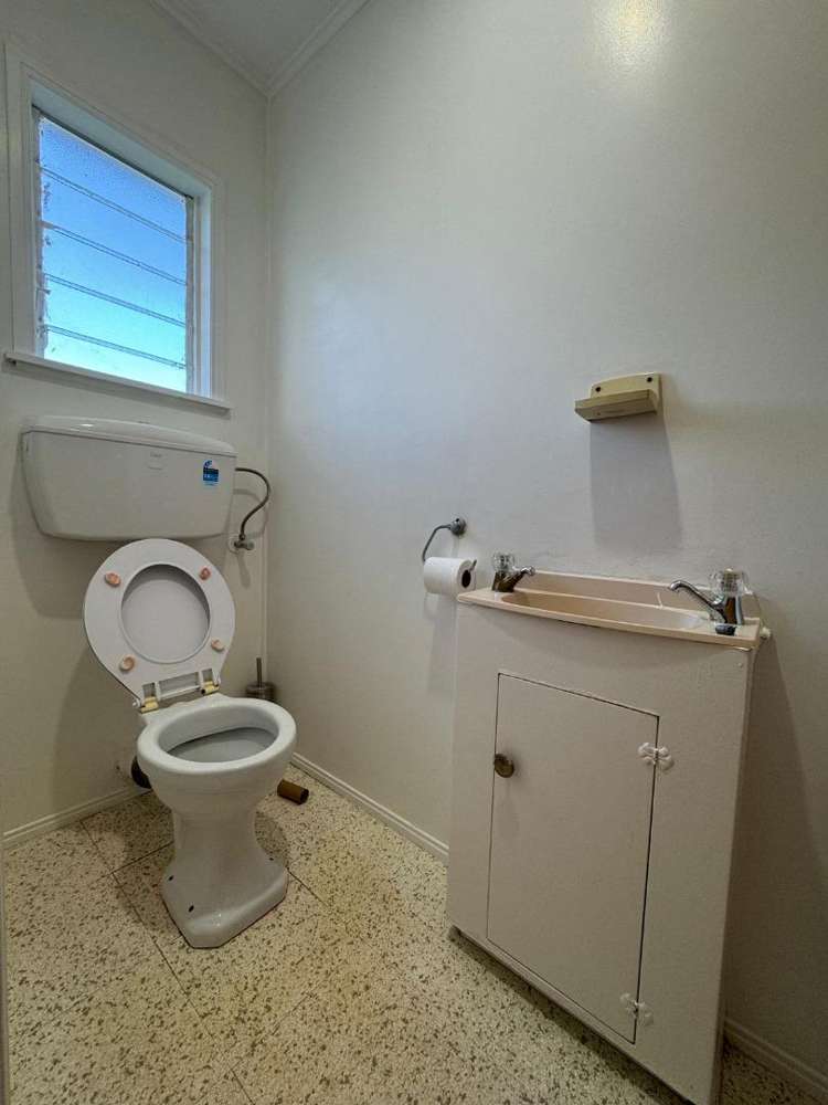 73 Christmas Road 10686_13