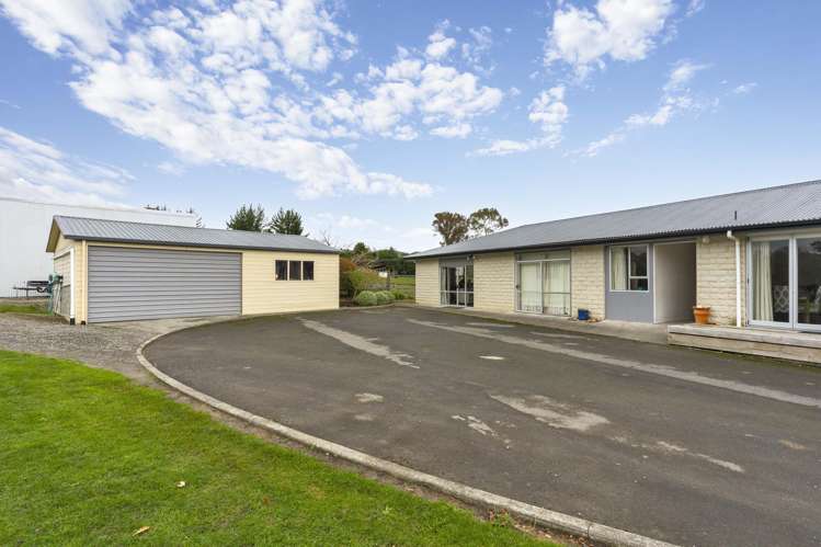 424 Masterton Castlepoint Road Masterton_21