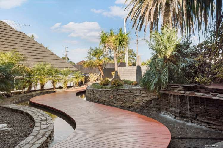 38 Vipond Road Stanmore Bay_10