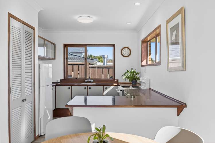 1/15 Serrita Avenue Sunnyhills_9