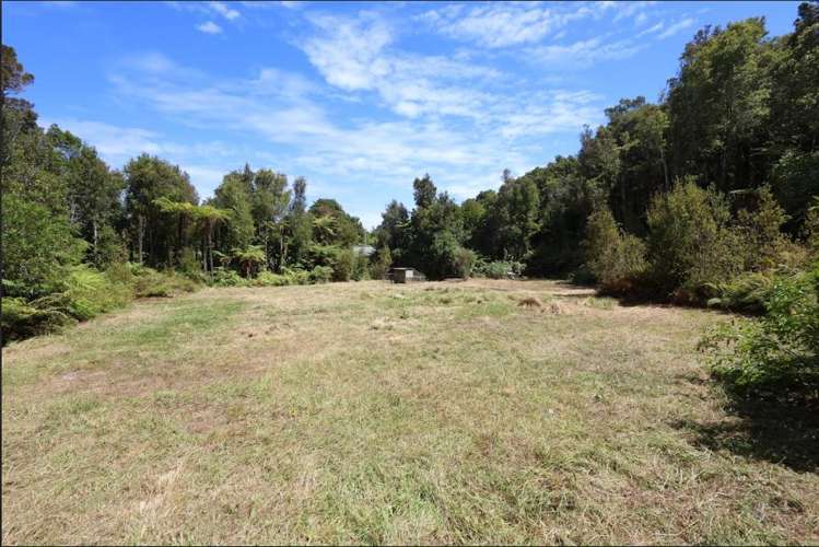 25 Scandinavian Street Hokitika_18