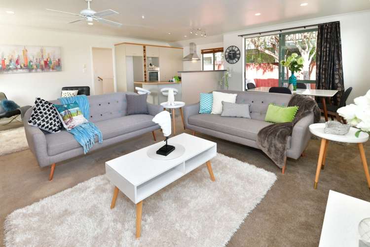 9 Parkwood Crescent Gulf Harbour_16