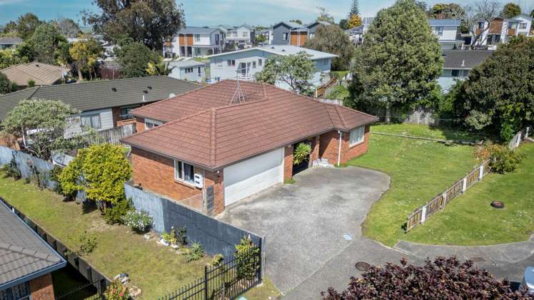57 Castlefinn Drive Manurewa_0