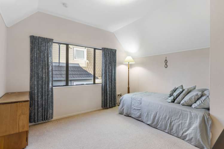 2/13a Eban Avenue Hillcrest_19