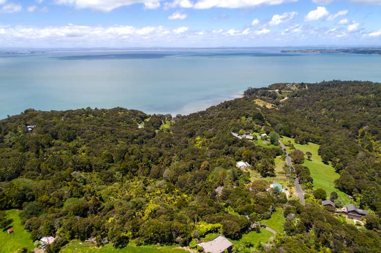 6 Shirley Road Parau_10