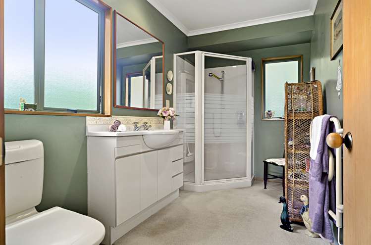 4 San Martin Place Goodwood Heights_10