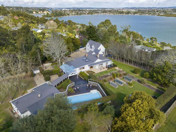 136 Attwood Road Paremoremo_19