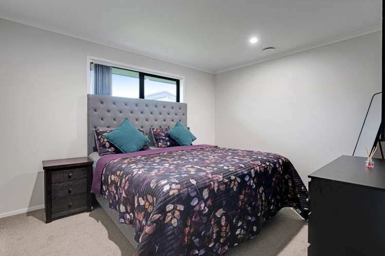 8 Dolcetto Place_4