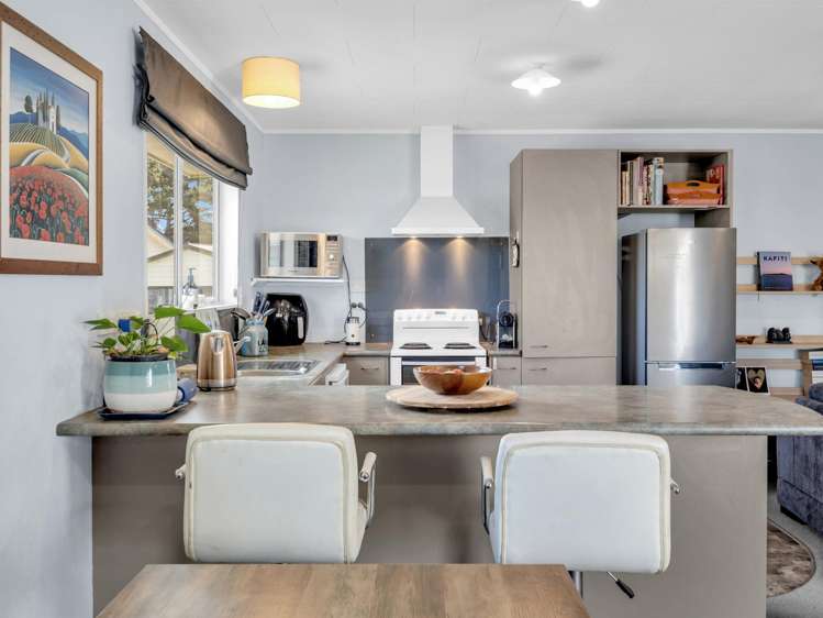 23 Matakane Street Waitarere Beach_10