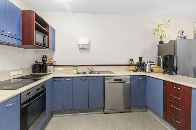 111/72 Herald Street Berhampore_6