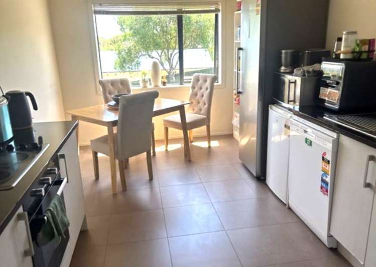 1/2 Swan Hill Drive Glen Eden_8