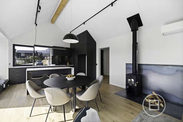 7 Mckenzies Shute Jacks Point_3