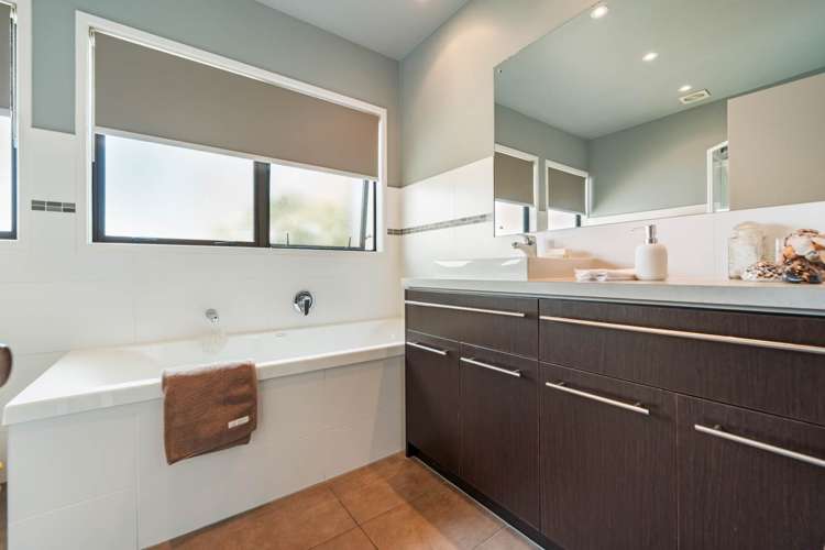 23 Kurnell Drive Botany Downs_31