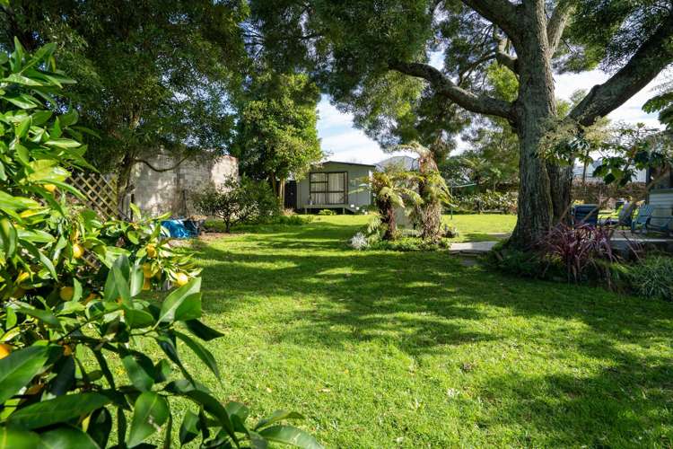 10 Campbell Street Leamington_19