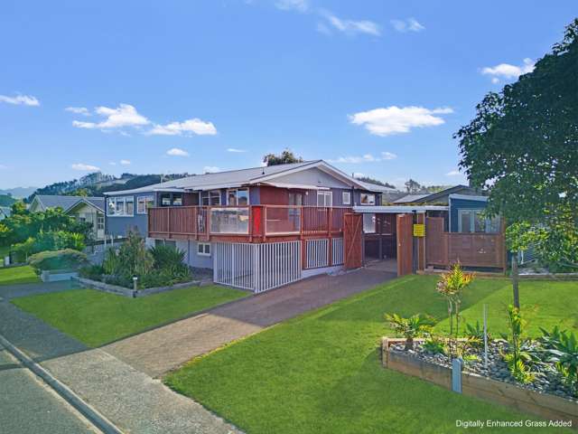 Multi-Level Living with Space to Settle In
