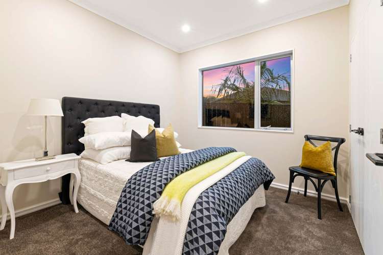 21F Stamford Crescent Flat Bush_19