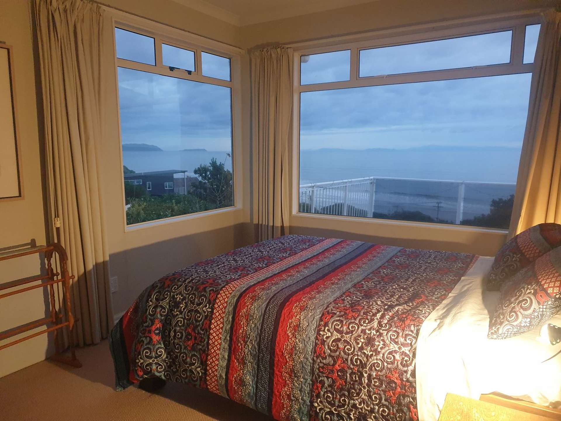 19 The Crescent Raumati South_0