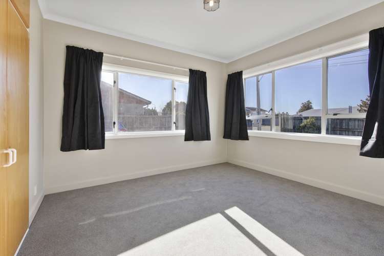 5 Main North Road Woodend_12