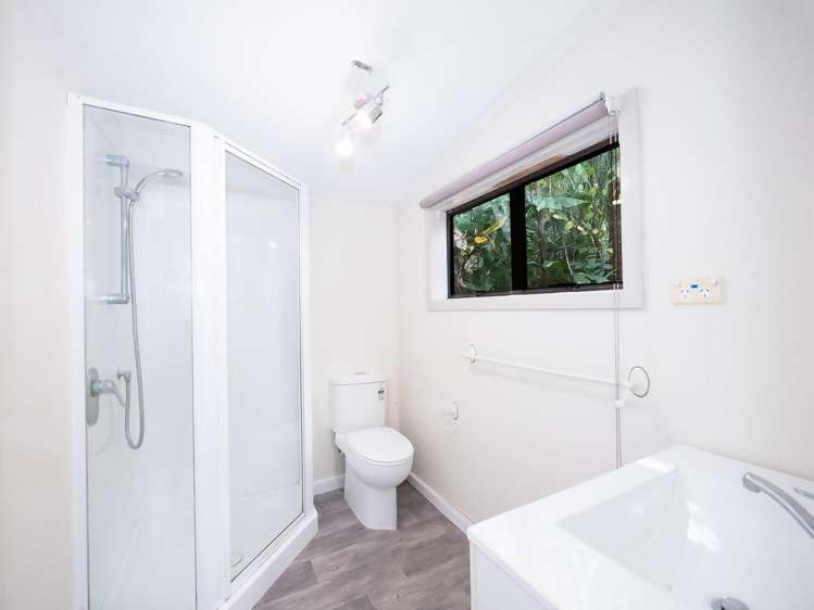 86 School Road Paihia_19