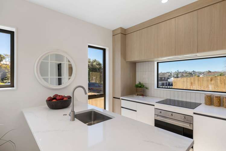 1/5 La Perouse Street Botany Downs_24