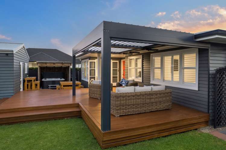 4 Sandleigh Drive Athenree_19