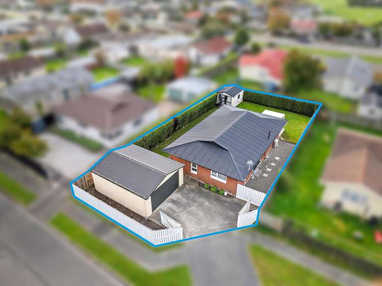 21 La Perouse Place Northcote_26