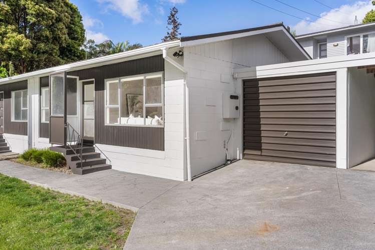 1/17 Emirau Place Glenfield_2