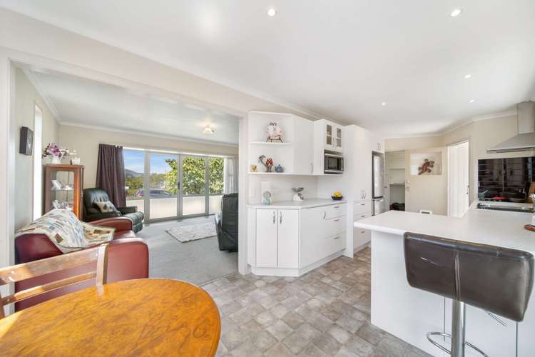4 Kaira Street Sawyers Bay_1