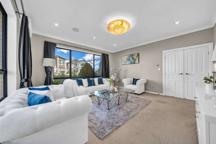 8 Listack Drive Flat Bush_4