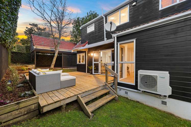 5/110 Norman Lesser Drive St Johns_18