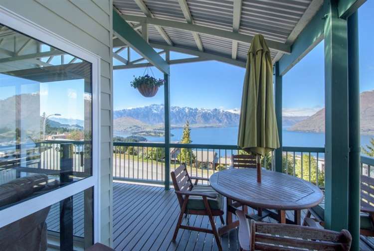 48a Greenstone Place Fernhill/Sunshine Bay_17