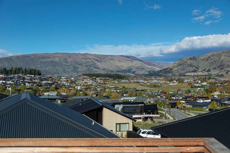 2/87 Mills Road Wanaka_21