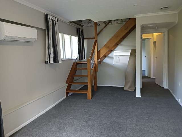 1/33 Hathaway Avenue Karori_1