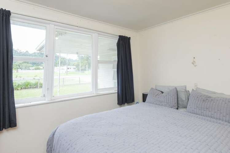 48 Solander Street Tolaga Bay_8