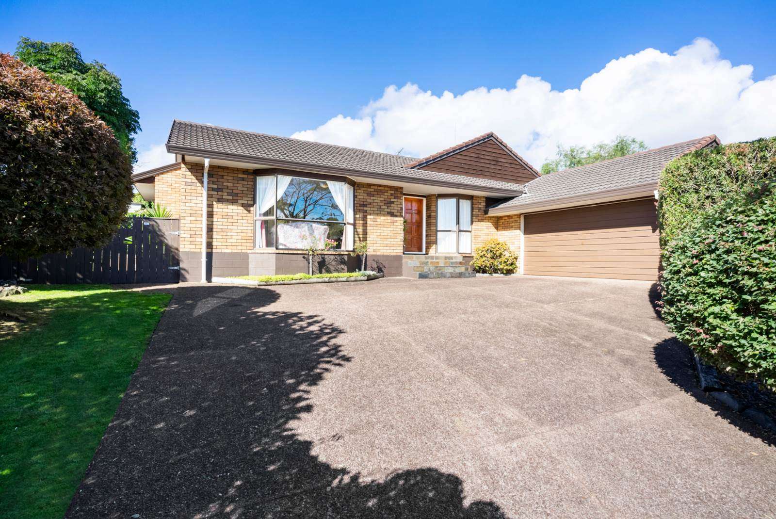 41 Clydesdale Avenue Somerville Manukau City Houses for Sale