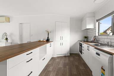 35 Townshend Crescent_3