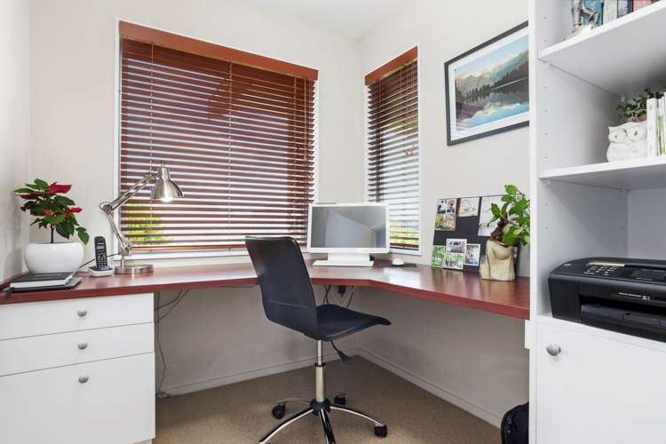 30 Carol Lee Place Albany Heights_10